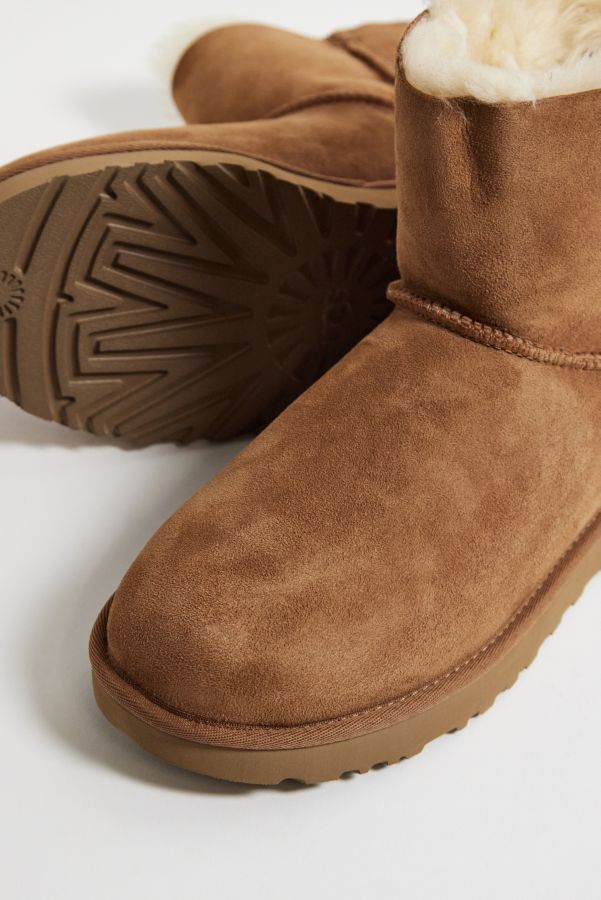 Vista de diapositivas: 5: Bota UGG Mini Bailey Bow Castaña