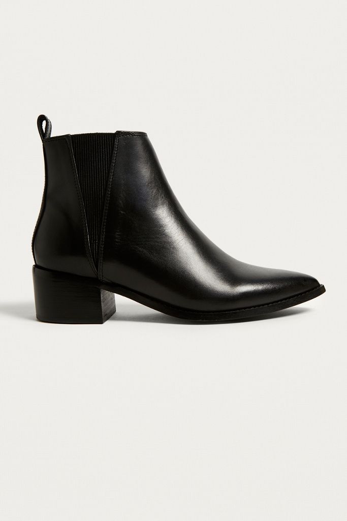 E8 by Miista Ula Chelsea Boots Urban Outfitters UK