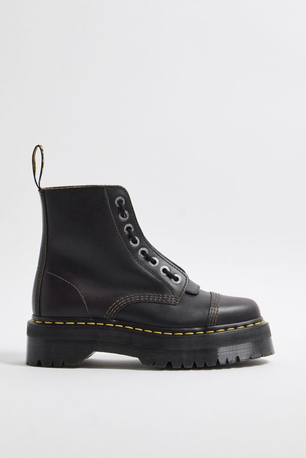 Vista diapositiva: 3: Stivali Sinclair Dr. Martens in Pelle Marrone Orleans