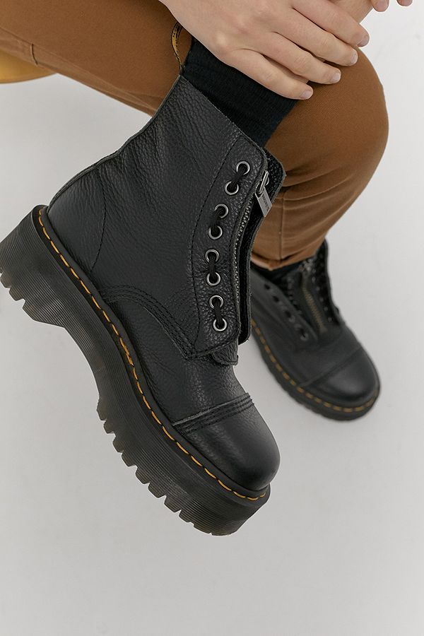 Dr. Martens Sinclair Leather Boots | Urban Outfitters UK