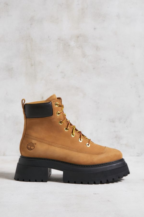 Vista diapositiva: 2: Timberland Tan Sky Platform Lace-Up Boots