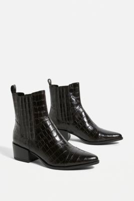 vagabond shoemakers marja embossed chelsea boot