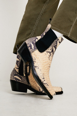 jeffrey campbell poker chelsea boot