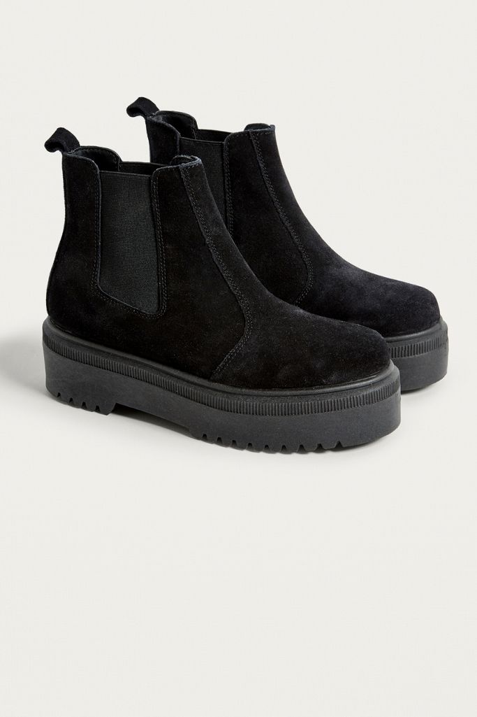 UO Brody Black Suede Platform Chelsea Boots Urban Outfitters UK