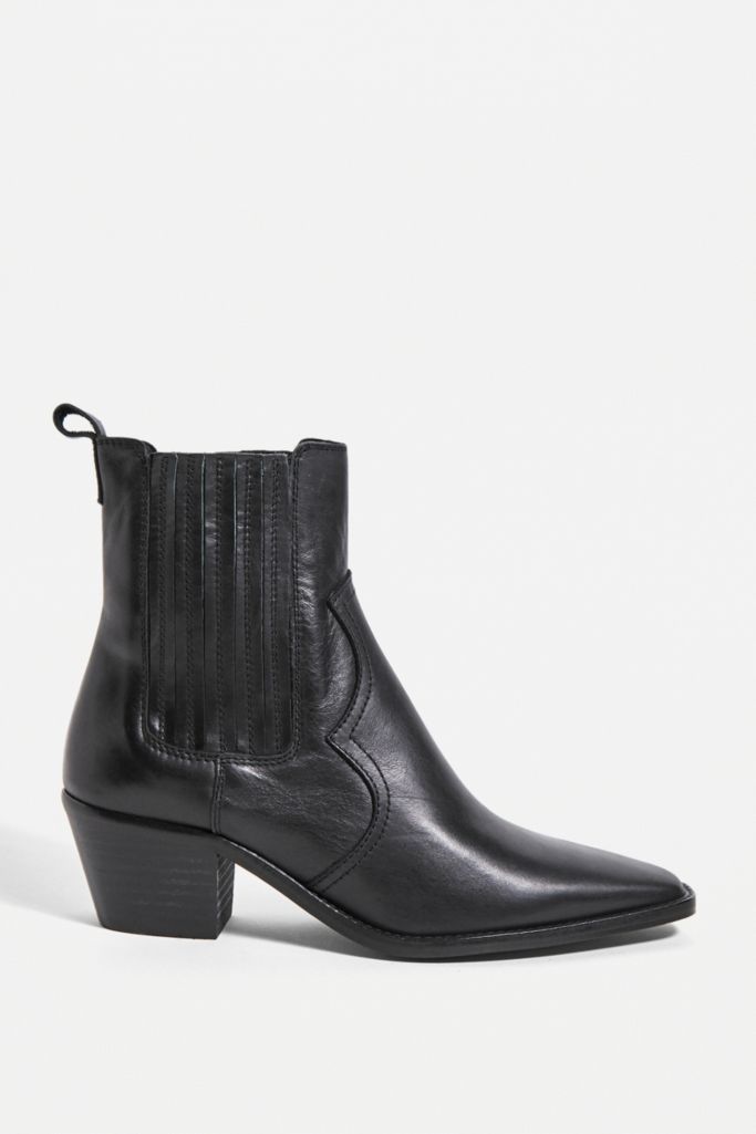 UO Billie Leather Western Boots | Urban Outfitters UK