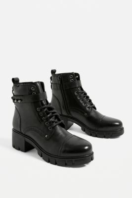 urban outfitters lace up boots