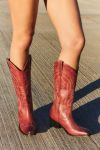 Thumbnail View 1: UO - Santiags Dallas en cuir rouges