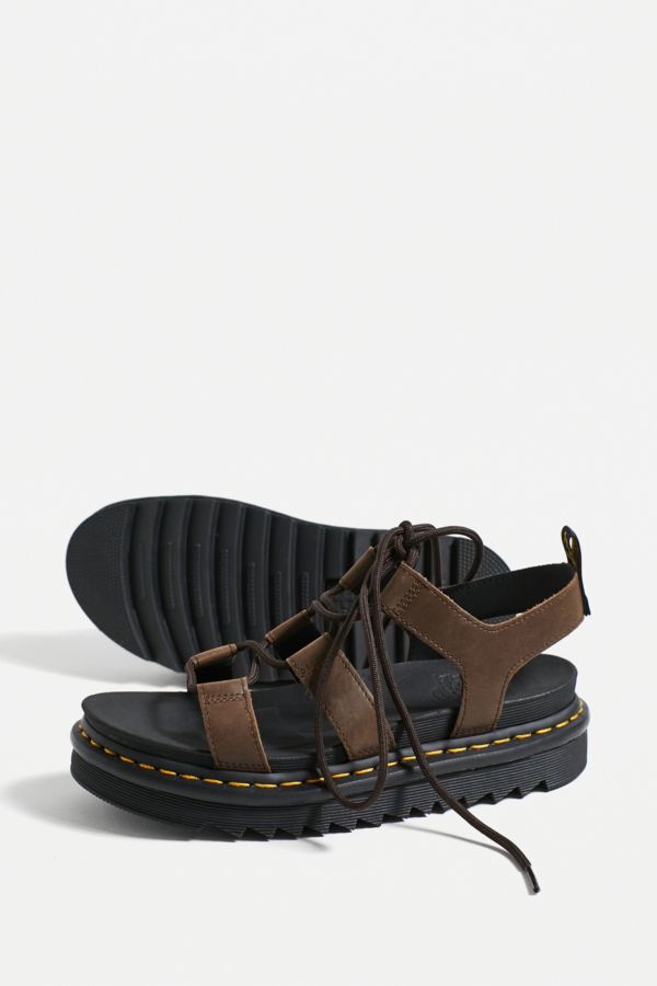 Vista diapositiva: 6: Dr. Martens Sandali stringati Nartilla in pelle oliata