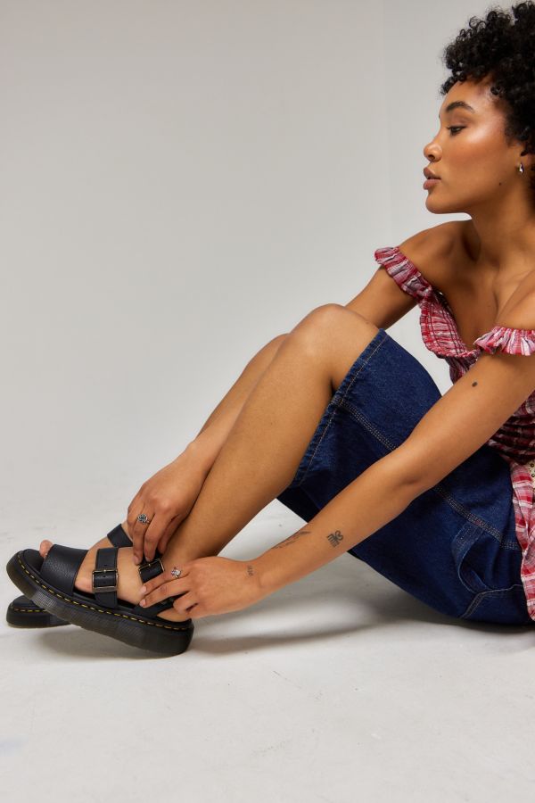 Vista diapositiva: 1: Dr. Martens Black Gryphon Quad Sandals