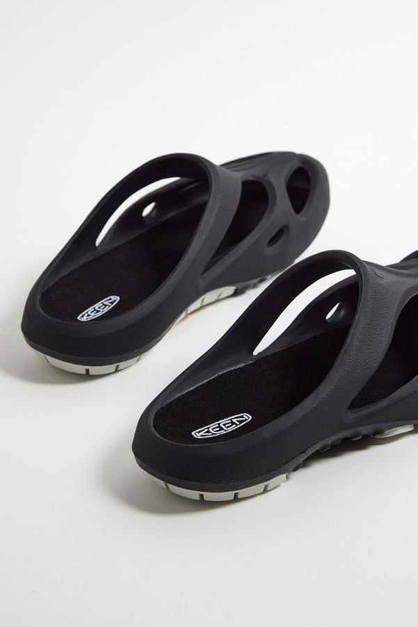 Vista de diapositivas: 4: KEEN Black Shanti Slider Sandals