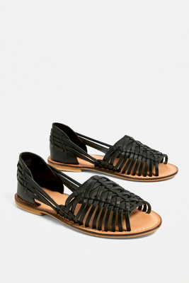 huarache sandals urban outfitters