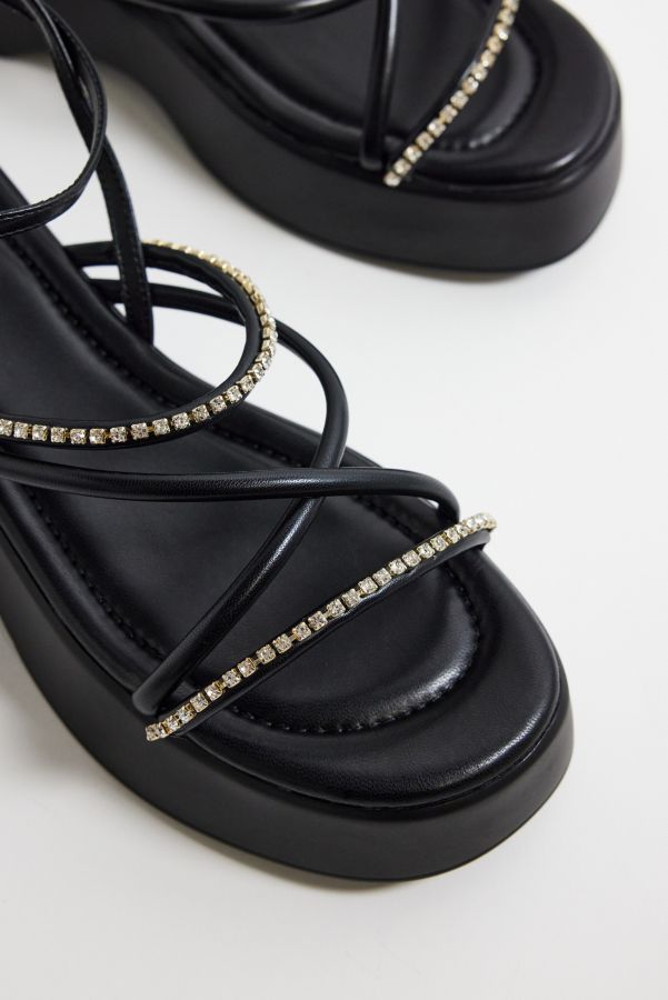 Vista diapositiva: 4: Sandali con Zeppa Neri con Diamanti Koi Footwear Monarch