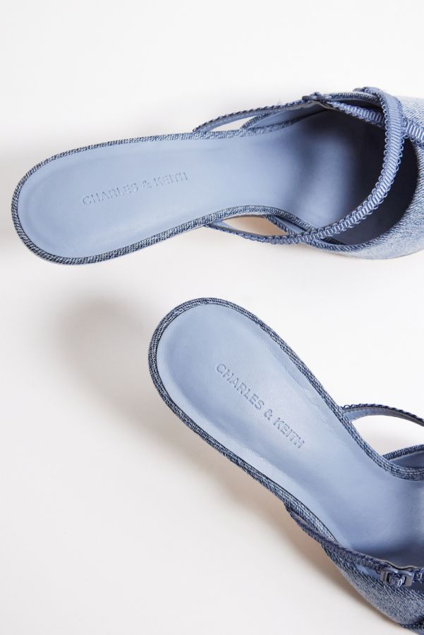 Slide View: 4: Charles & Keith Denim Pantoletten