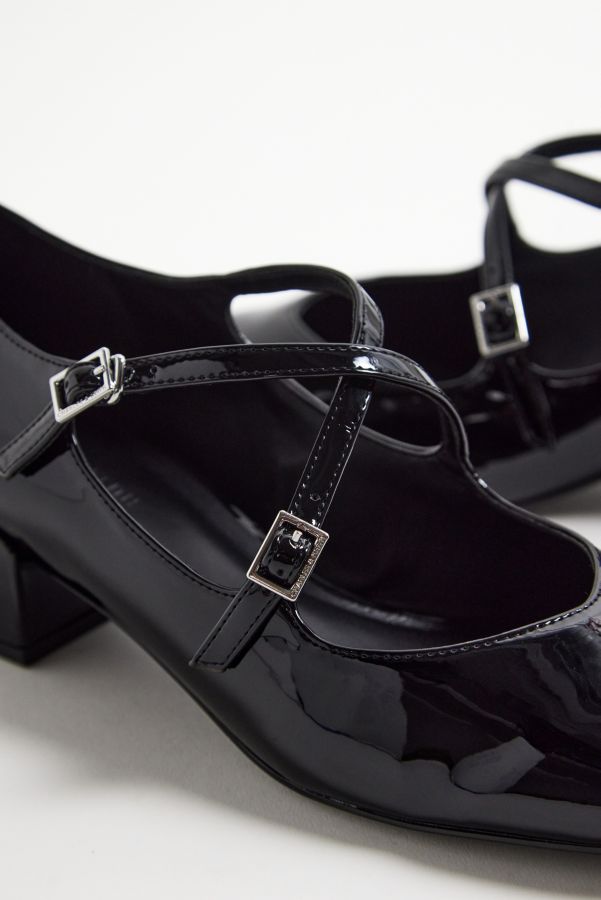 Slide View: 4: Charles & Keith Mary Jane Schuhe