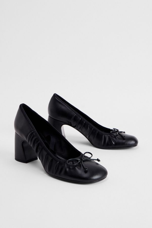 Slide View: 2: Charles & Keith Black Bow Heeled Ballerina Shoes