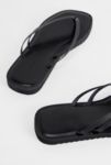 Thumbnail View 5: UO Leder Flip Flops