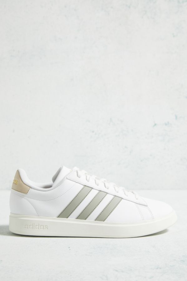 Vista diapositiva: 4: adidas White Grand Court 2.0 Trainers