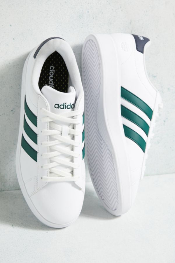 Vista diapositiva: 2: adidas White & Green Grand Court 2.0 Trainers