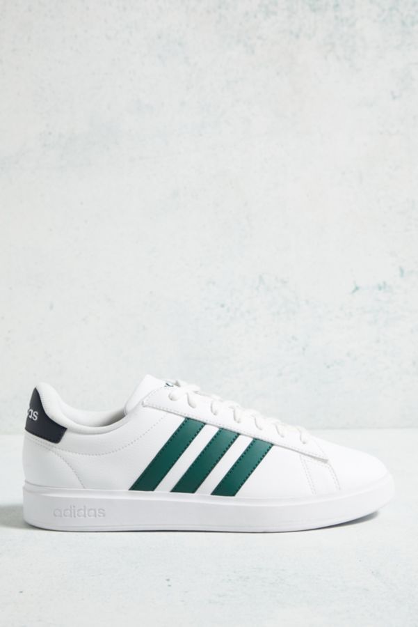 Vista diapositiva: 6: adidas White & Green Grand Court 2.0 Trainers