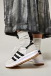 Thumbnail View 1: adidas Baskets Run 72 Blanches