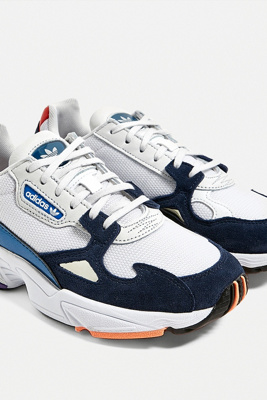 adidas falcon rouge et bleu