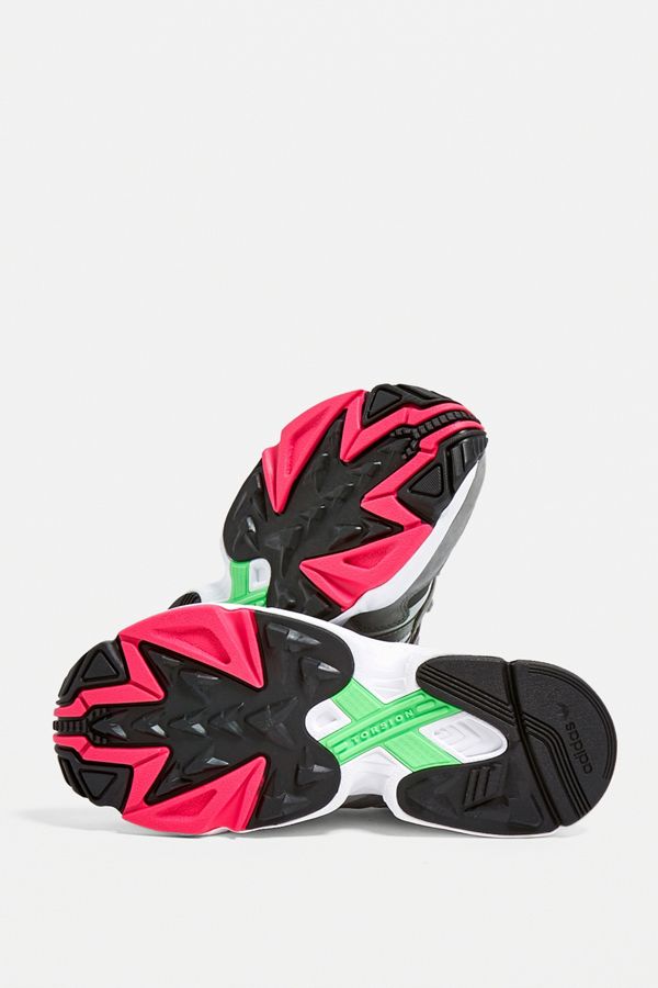 adidas nmd r1 black and white mens