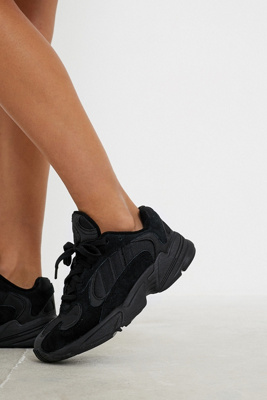 adidas originals yung 1 trainers in black