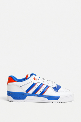 adidas low trainers