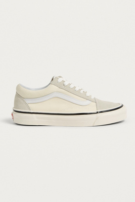 urban outfitters vans old skool