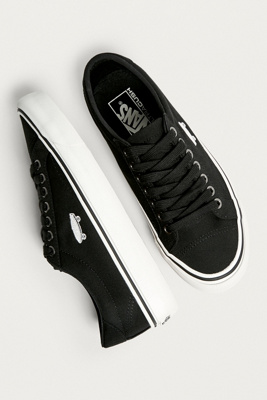 vans court icon black