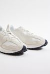 Thumbnail View 5: New Balance – Sneaker „327" in Beige