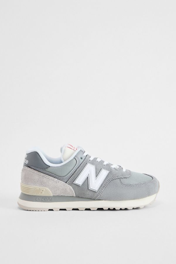 Vista de diapositivas: 2: Zapatillas New Balance 574 de Ante Gris