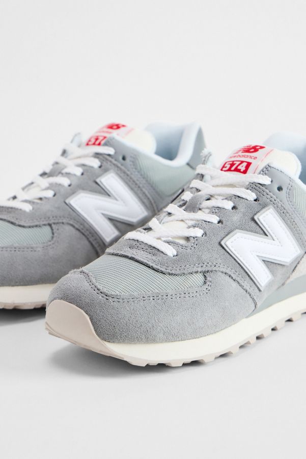 Vista de diapositivas: 4: Zapatillas New Balance 574 de Ante Gris