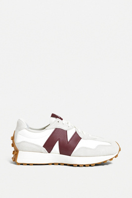 urban outfitters new balance