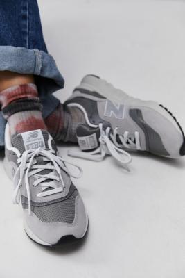 grey trainers