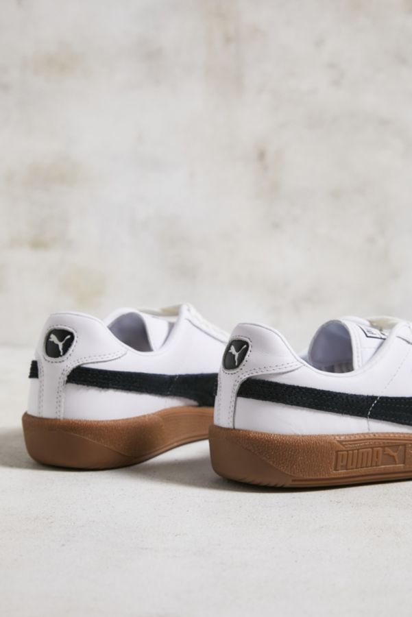 Slide View: 5: PUMA White Army Trainer Suede Trainers