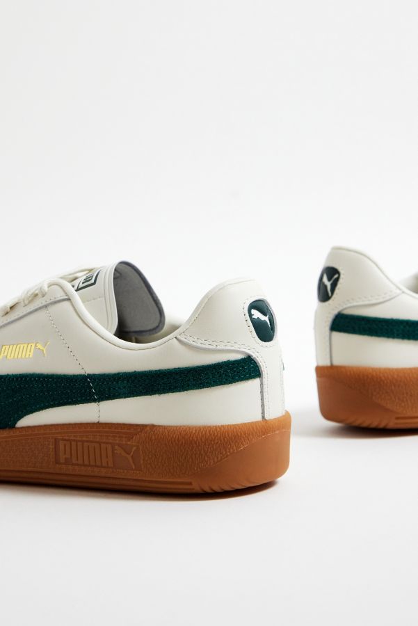 Slide View: 5: PUMA White & Green Army Suede Trainers