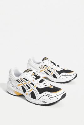 asics classic trainers