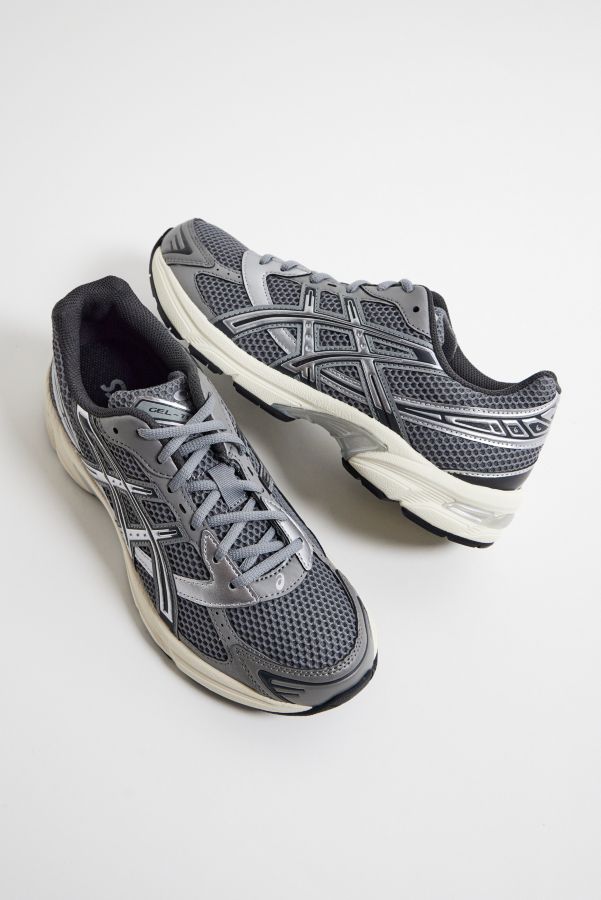 Slide View: 2: Baskets ASICS Silver 1130