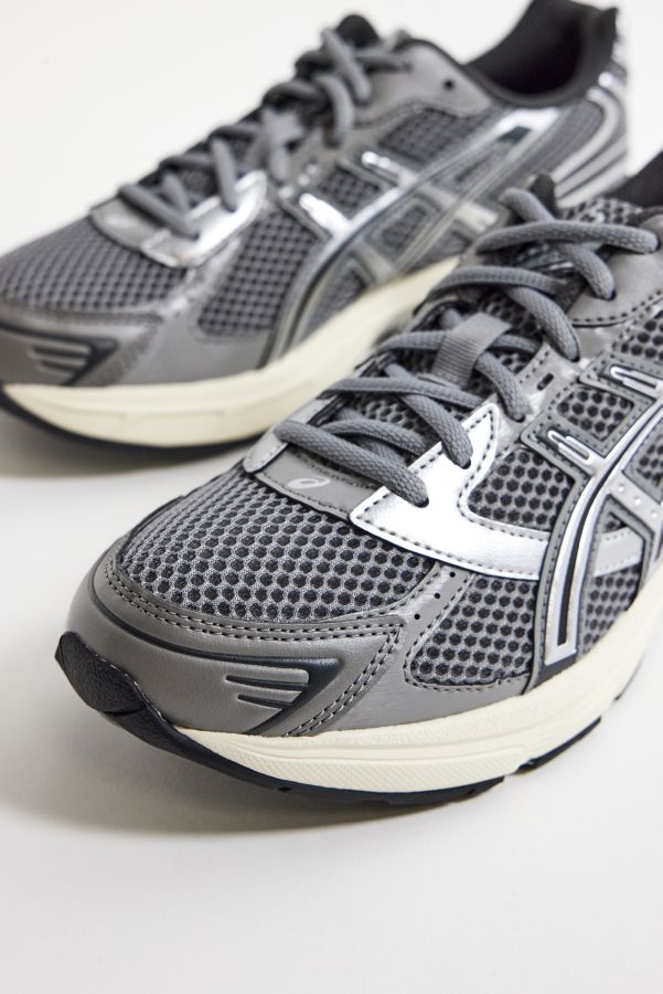 Slide View: 5: Baskets ASICS Silver 1130