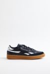 Visualizzazione miniature 4: Reebok Black Club C Revenge Trainers