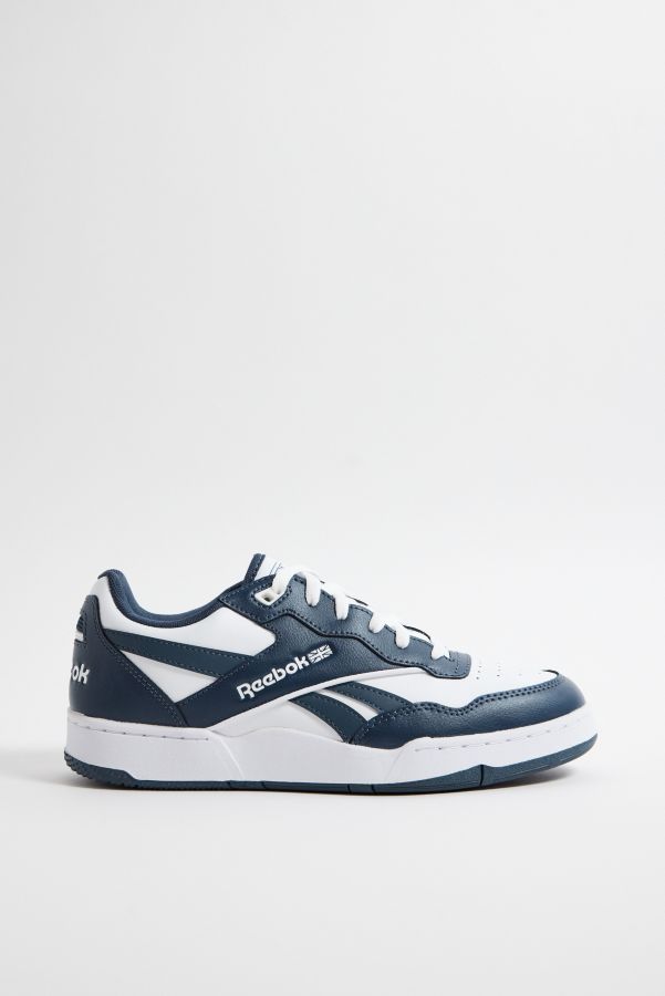 Vista diapositiva: 3: Scarpe da Ginnastica Reebok Bianche & Blu Navy BB 4000