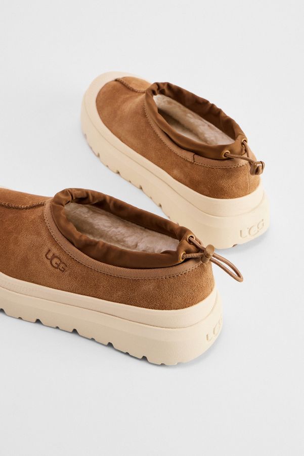 Vista diapositiva: 4: Scarpe Ibride Resistenti alle Intemperie UGG Tamsan Castagna