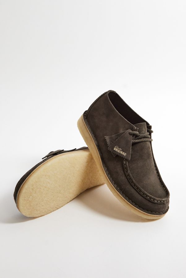 Slide View: 1: Clarks Originals Désert Nomade Taupe Gris