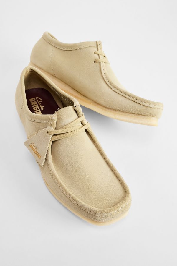 Slide View: 1: Clarks Originals Maple Wallabee Wildleder Schuhe