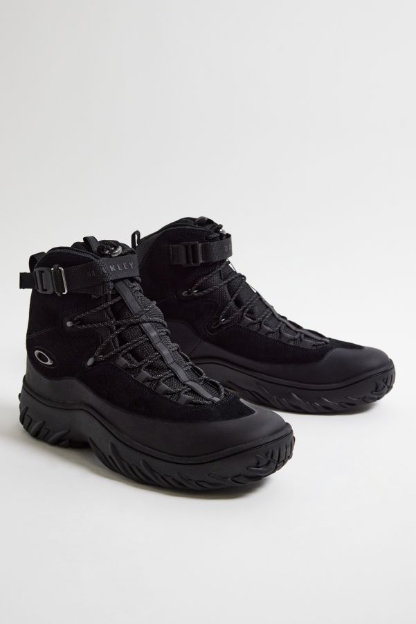 Slide View: 1: Oakley Black Meridian Boot