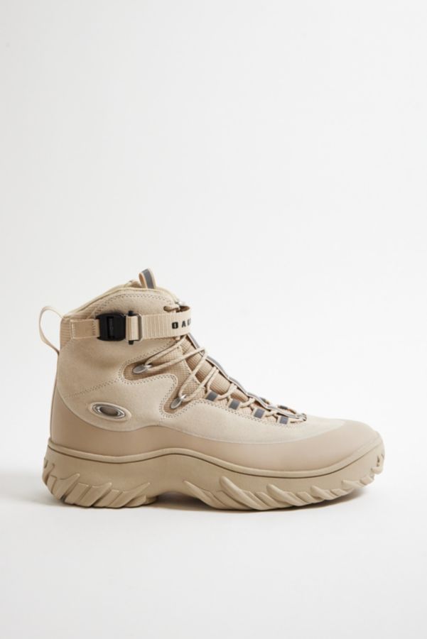 Vista de diapositivas: 3: Bota Meridian Humus de Oakley