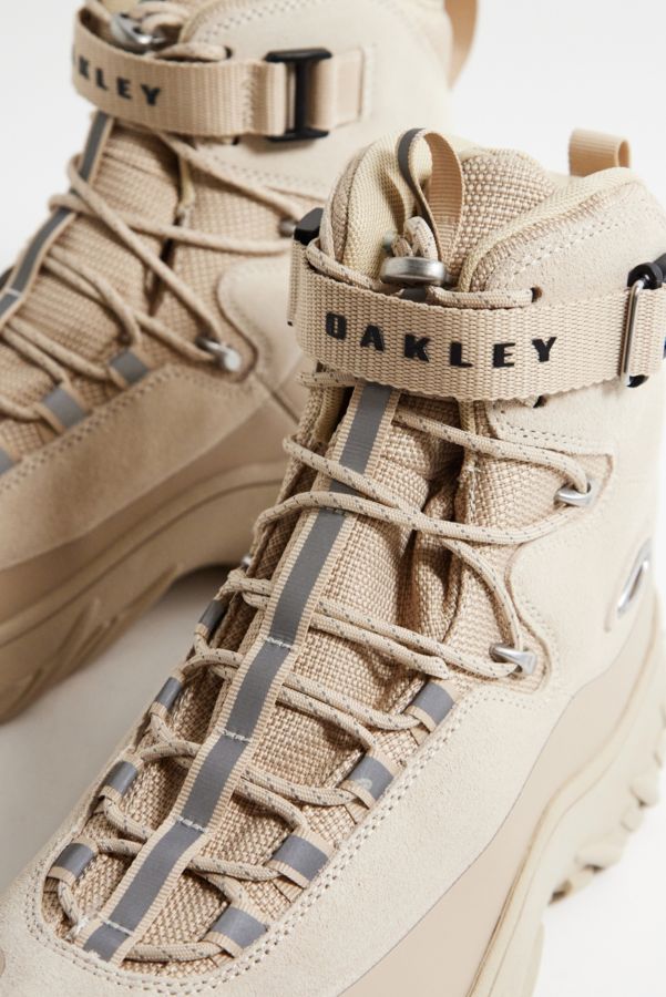 Vista de diapositivas: 4: Bota Meridian Humus de Oakley