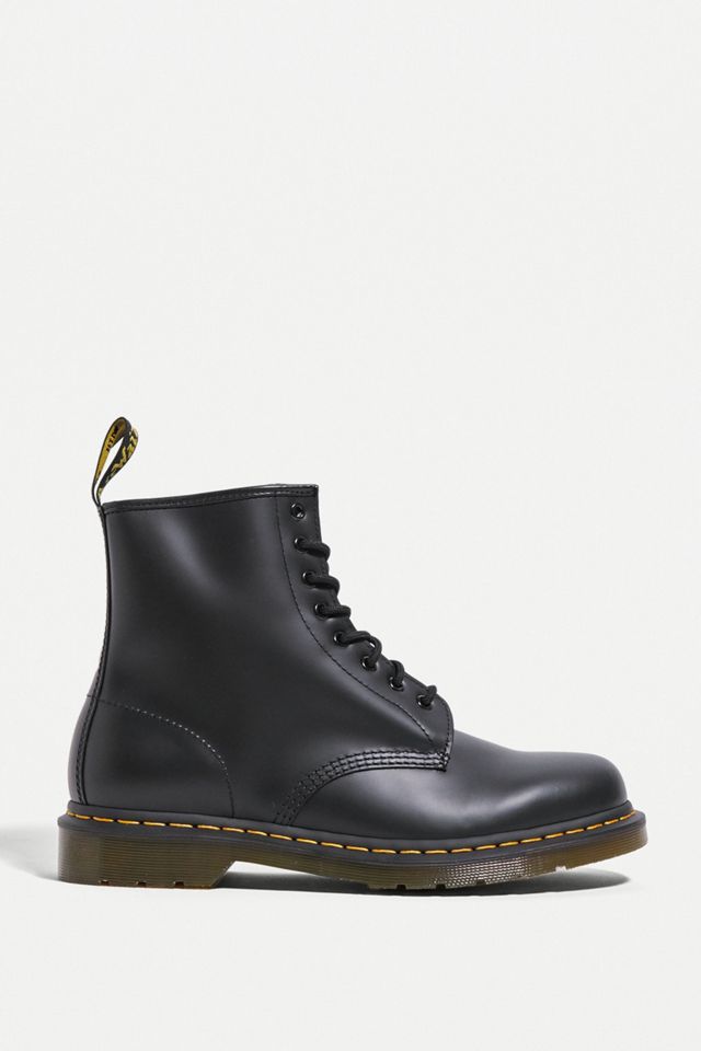 Dr. Martens 1460 Smooth 8-Eyelet Boots | Urban Outfitters UK