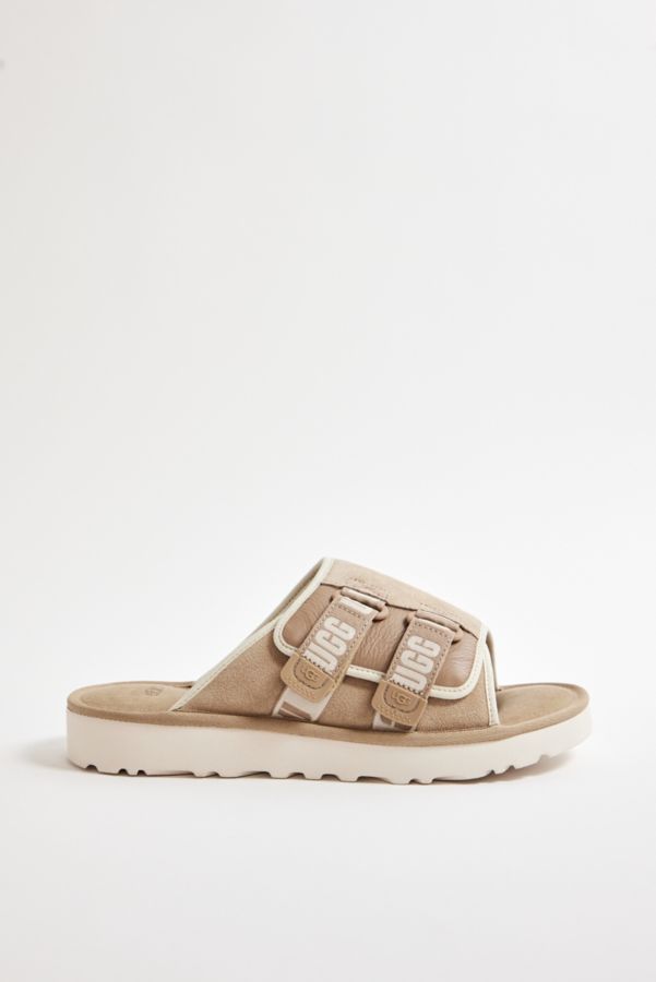 Vista de diapositivas: 2: UGG Deslizadores de correa Sand Goldencoast